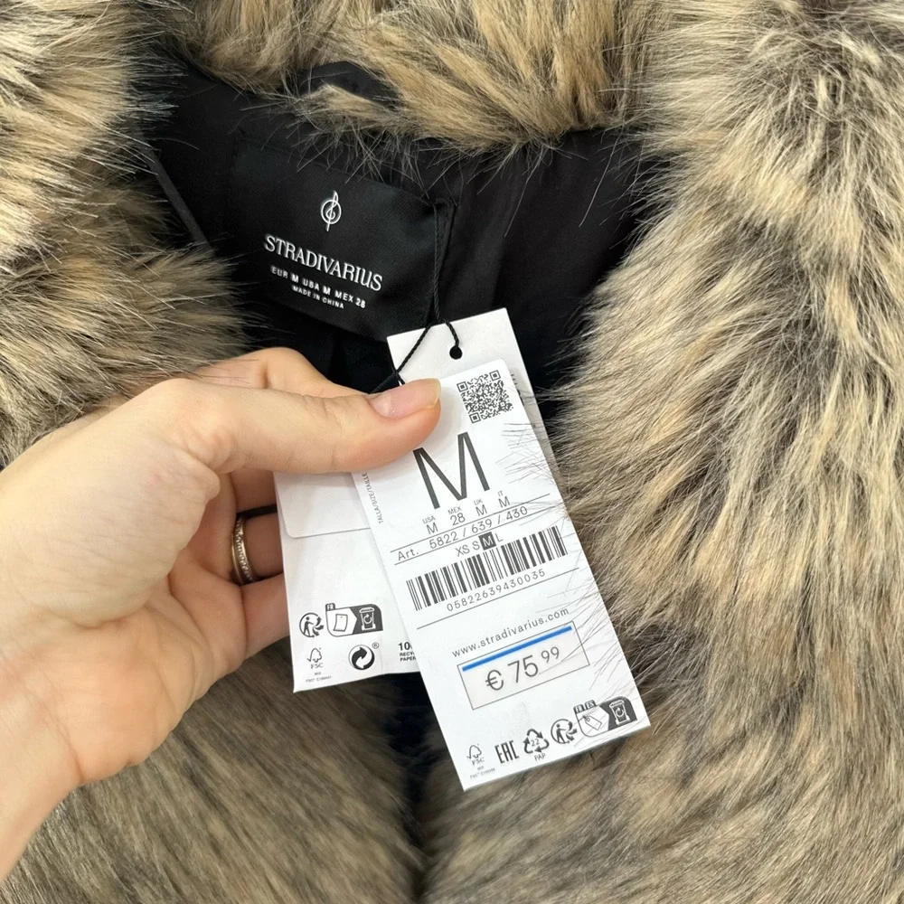 Stradivarius Plush Teddy Jacket in Brown - Picture 7 of 8